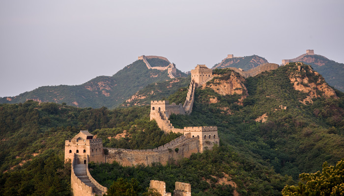 长城是谁建的