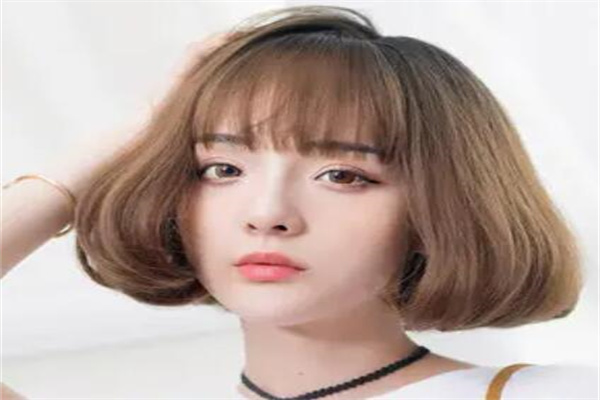 波波头短发发型图片