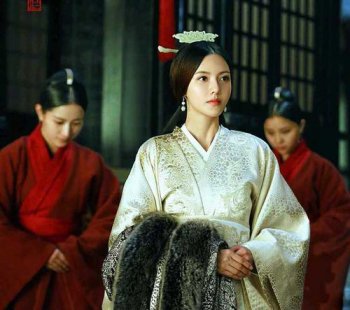 甄宓怎么读读mi还是fu 甄宓是谁的妻子