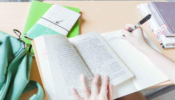 作业是谁发明的