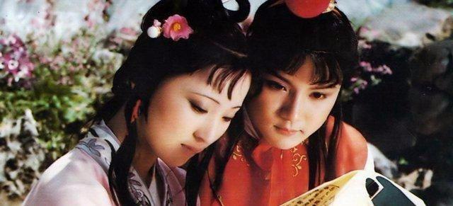 87版红楼梦剧组聚餐 宝玉头发全白