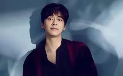 李易峰个人简介资料及喜好（李易峰的坎坷人生）