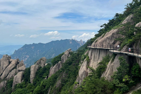 九华山在哪个省哪个市哪个县