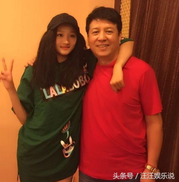 关晓彤个人简介