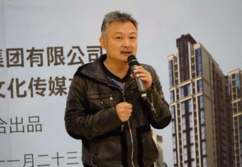 87版红楼梦剧组聚餐 宝玉头发全白