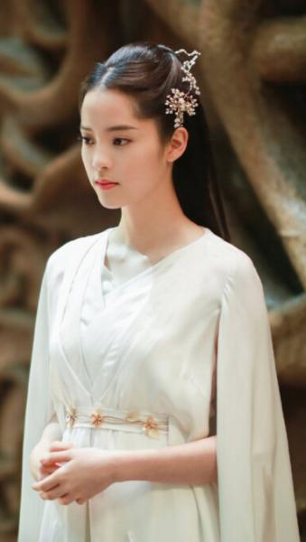 欧阳娜娜个人资料简介
