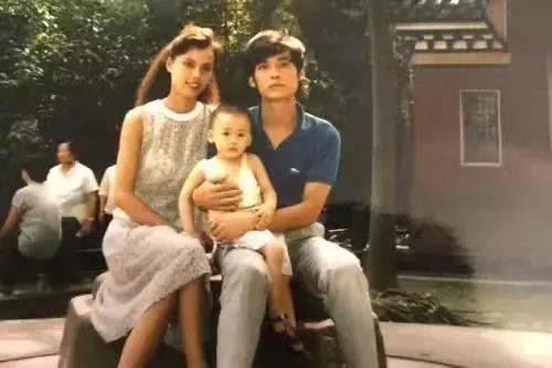 李易峰个人简介资料及喜好（李易峰的坎坷人生）