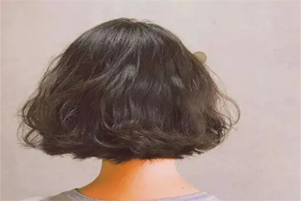 波波头短发发型图片