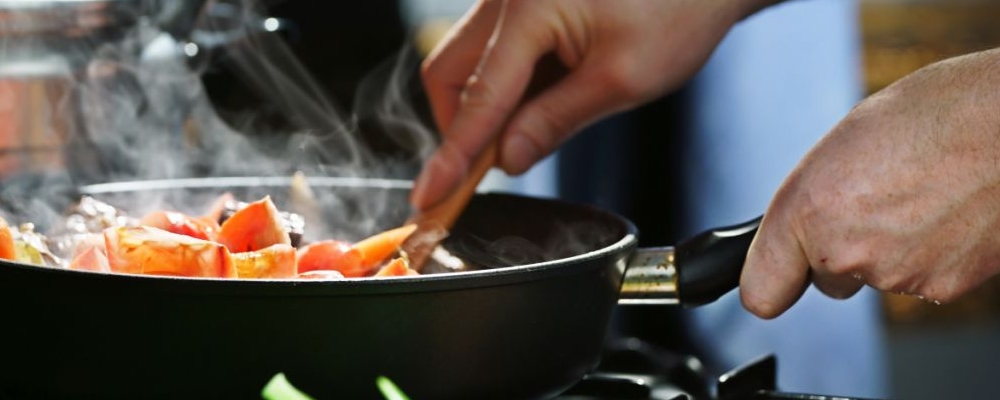 膝盖疼怎么治疗呢