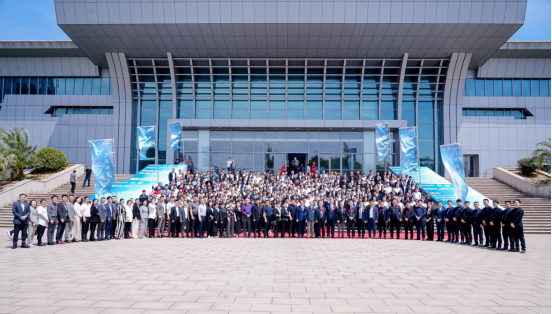 2025生命科学（国际）发展论坛 智能驱动生命科学•全球协作共筑未来 诺奖工作站揭牌开启科创新纪元