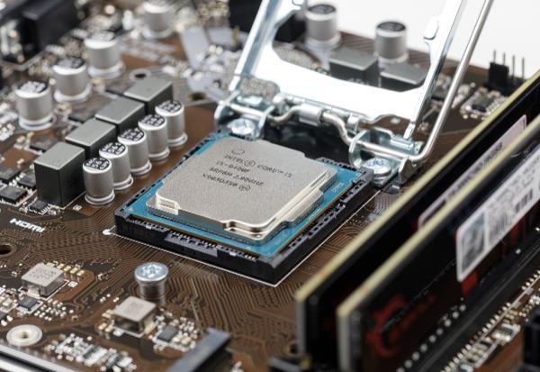 amd和英特尔哪个好