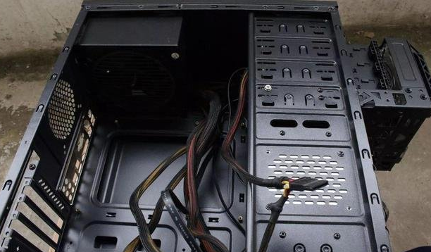 图文详解电脑装机教程详细步骤