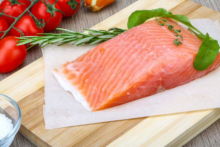 美国研究：鱼肉含有毒物质，多吃或致癌？