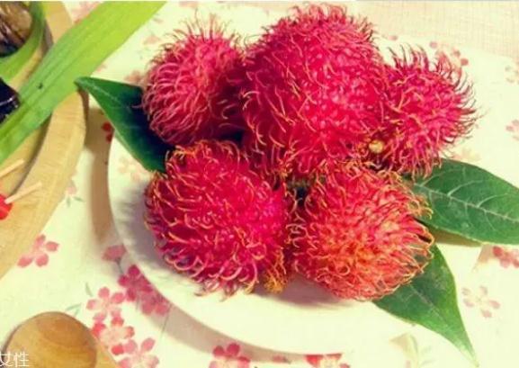 红毛丹有什么功效与作用？红毛丹不能与哪些食物同食？