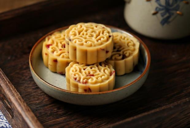 绿豆糕可以空腹吃吗 吃绿豆糕注意什么
