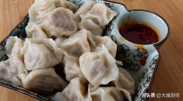 羊肉饺子馅怎么调好吃（包羊肉馅饺子牢记）