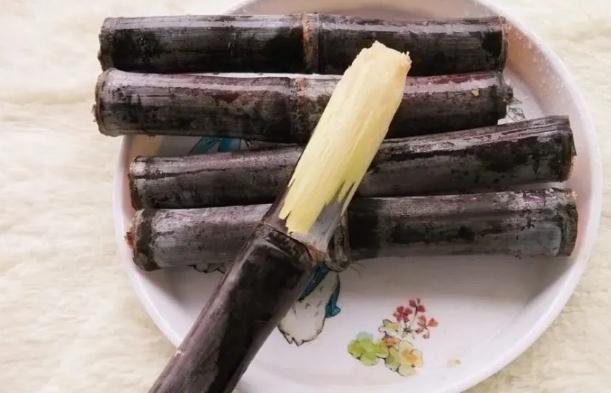 甘蔗有哪些功效与作用？哪些人群不宜食用甘蔗？